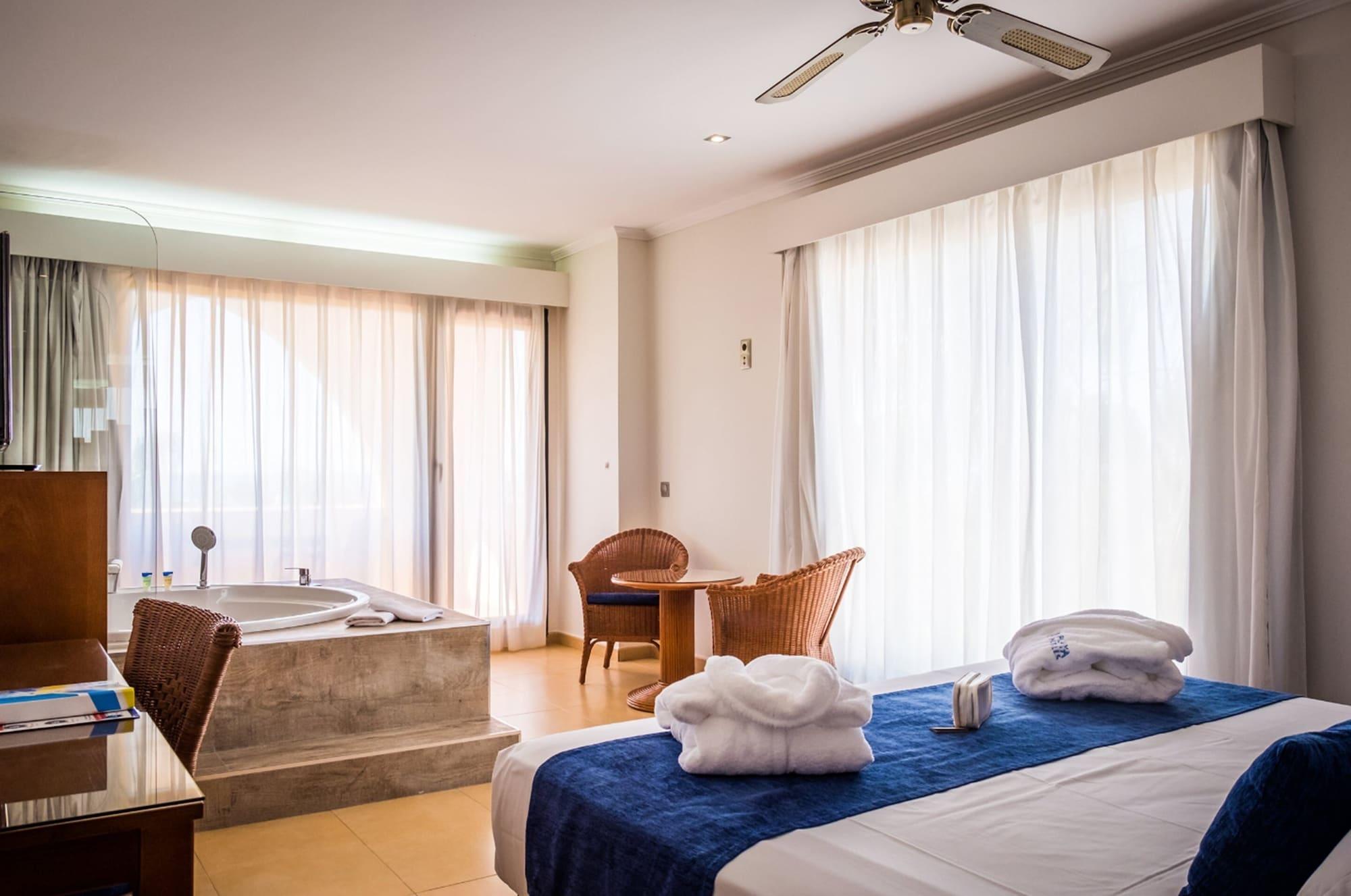 Playamarina Hotell Ayamonte Eksteriør bilde